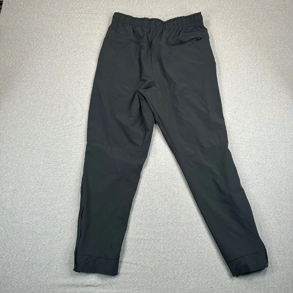 Nike Dri-FIT Challenger Pants Mens Medium Tapered Running Black FB7548-010